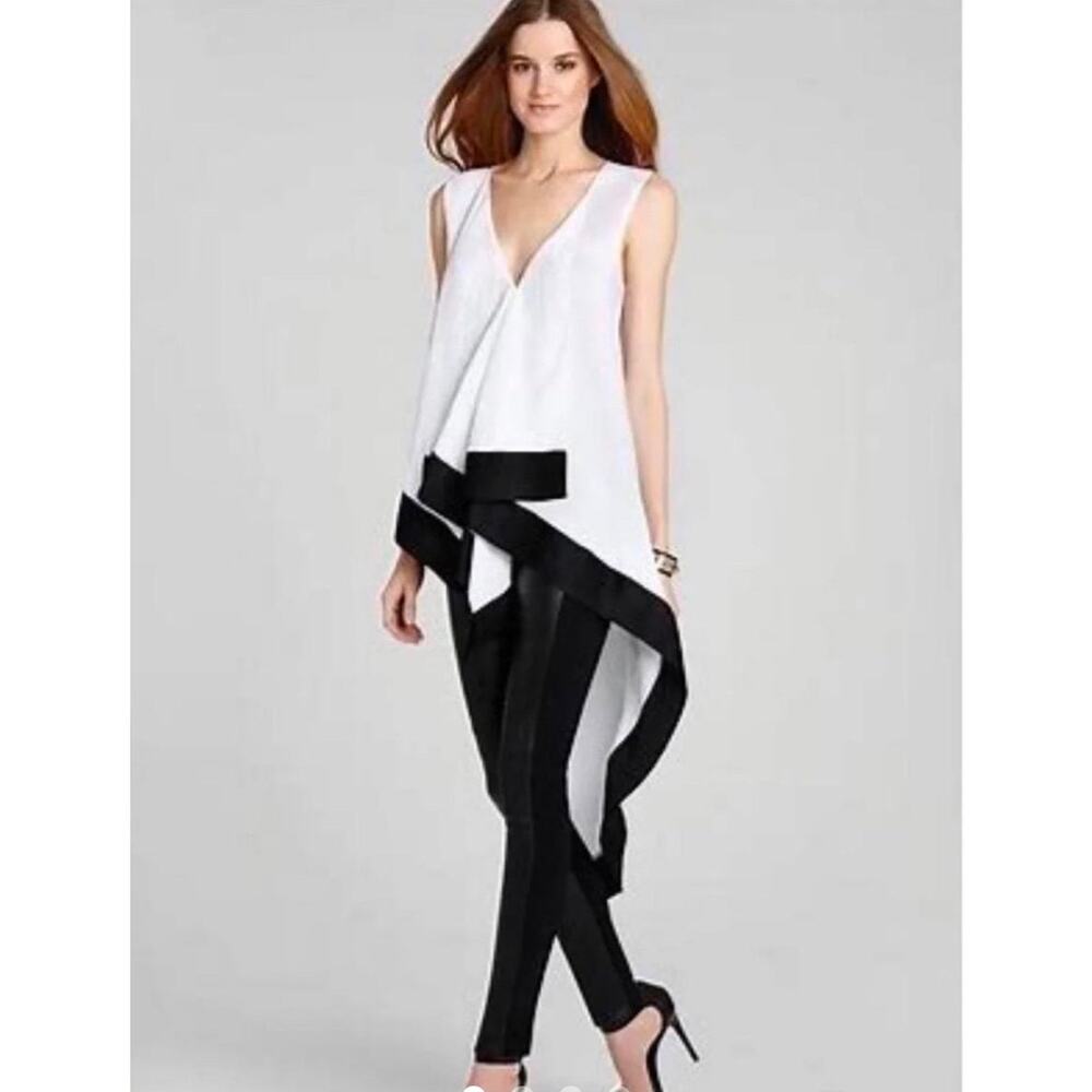 BCBG Maxazria Hi-Low White Black Hem Asymetrical V-neck Top Minimalist Fairy XS
